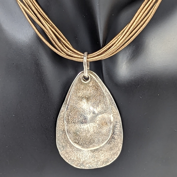 N1802 Retired Silpada Sterling Pendant Necklace. Layered Leather Cord - Picture 2 of 12
